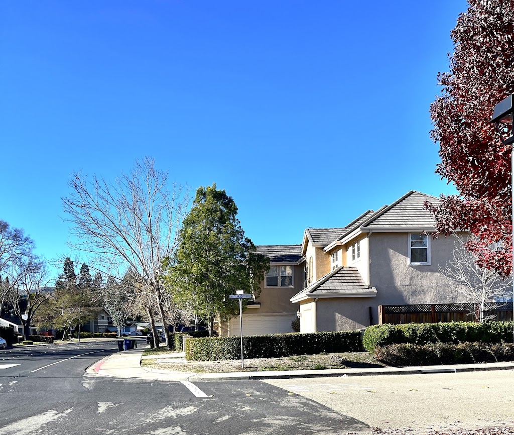 Alcosta Senior & Community Center art room in San Ramon