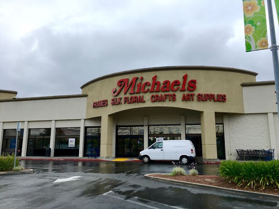 Michaels Dublin — Decor in Dublin